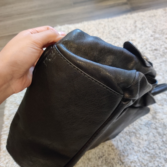 Leather D&G bag like new - Picture 11 of 11